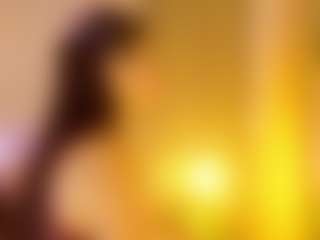 Live cam show with Lunaa-jonhsonn - Milk on wildcum.com