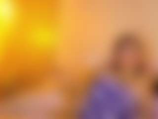 Live cam show with Lunaa-jonhsonn - Milk on SpankPalCams