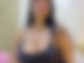 Live cam show with Lunaa-jonhsonn - Fuck Machine on Cam Slut