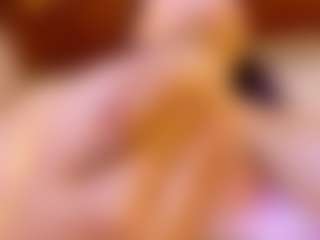 Lunaa-jonhsonn's Live Sex Cam Show