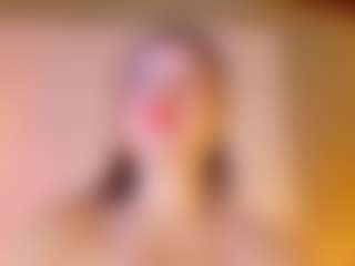 Lunaa-jonhsonn's Live Sex Cam Show