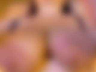 Live cam show with Lunaa-jonhsonn - Milk on Cam Slut
