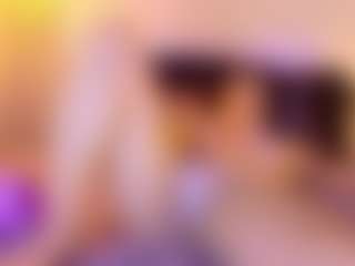 Lunaa-jonhsonn's Live Sex Cam Show