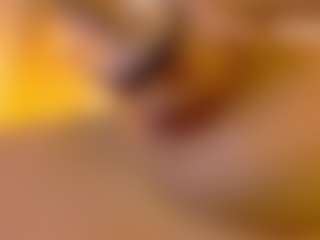 Lunaa-jonhsonn's Live Sex Cam Show