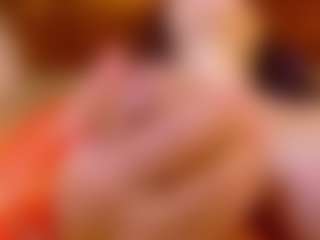 Lunaa-jonhsonn's Live Sex Cam Show