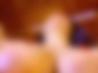 Lunaa-jonhsonn's Live Sex Cam Show