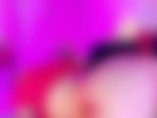 Live cam show with Lunaa-jonhsonn - Thin on Streamer API
