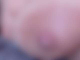 Live cam show with Lunaa-jonhsonn - Double Penetration on SmokeAndPoke