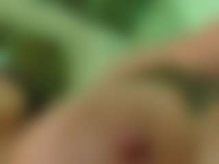 Lunaa-jonhsonn's Live Sex Cam Show