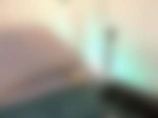 Live cam show with Samaraa-Smith - Shower on Chatstar