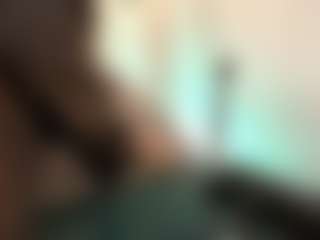 Live cam show with Samaraa-Smith - Athletic MILF on Gym Cam Girls