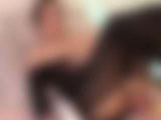 Live cam show with Samaraa-Smith - Plug on Camsoda