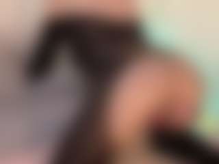 Live cam show with Samaraa-Smith - Skinny MILF on crypto-cams