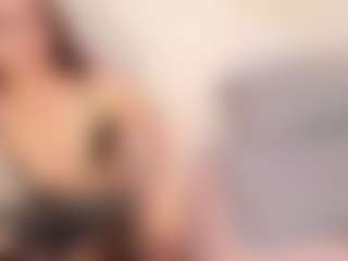 Live cam show with Samaraa-Smith - Mature Young Adult on Instabang