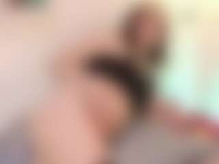 Live cam show with Samaraa-Smith - Oil on Camsoda
