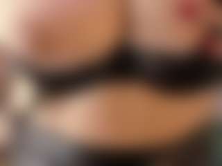 Spettacolo in cam dal vivo con Samaraa-Smith - Shaved su Camsoda