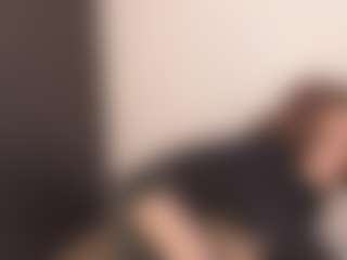 Live cam show with Samaraa-Smith - Shower on Mixed Magazine Live
