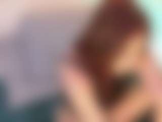 Live cam show with Samaraa-Smith - Plug on TeamSkeetLive