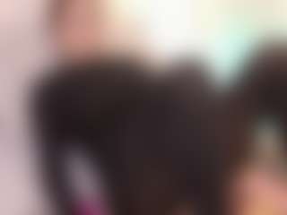 Samaraa-Smith MILF webcam performer live streaming