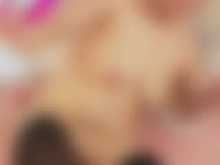 Live cam show with Samaraa-Smith - Plug on Dare Cams