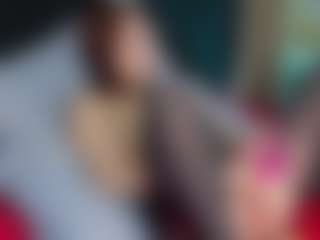 Live cam show with Samaraa-Smith - Shower on chickslive.net