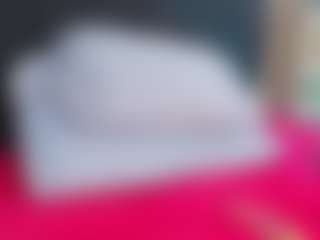 Live cam show with Samaraa-Smith - Thin on parknlotfishbdy