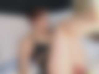 Live cam show with Samaraa-Smith - Athletic Brown Eyes on alttransgirls