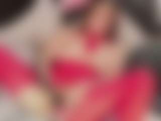 Live cam show with Samaraa-Smith - Plug on Dolls Live