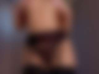 Lola's Live Sex Cam Show