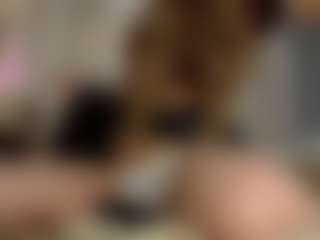 Live cam show with Lola - Shaved on Camsoda