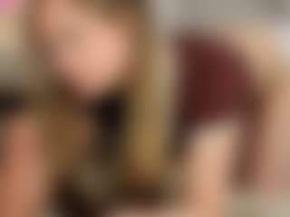 Live cam show with Lola - Shaved on Camsoda