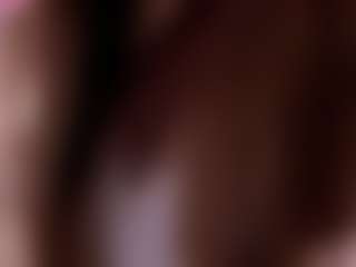 Live cam show with Lola - Genital Piercings on Camiplay Live