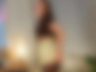 Live cam show with Lola - Control on Camming Site