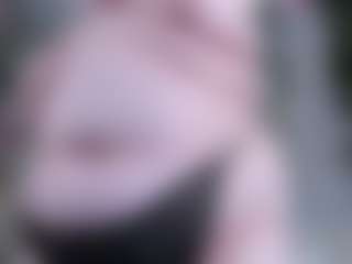 LilMilkyLilly's Live Sex Cam Show