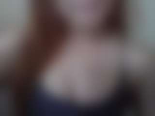 Live cam show with RedMariaEugenia - Shaved on wildcum.com
