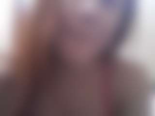 Live cam show with RedMariaEugenia - Shaved on WildCum