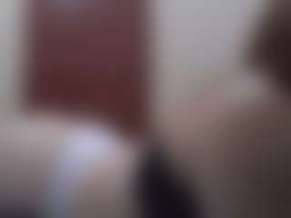 Live cam show with RedMariaEugenia - Cuckold on Camiplay Live