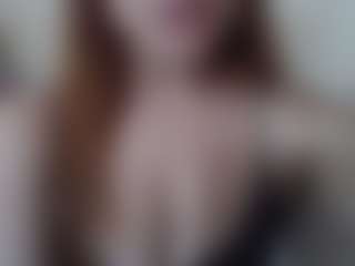 Live cam show with RedMariaEugenia - Muscle on StripNow