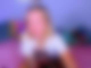 Live cam show with MIAMORRISS - Muscle on Dolls Live