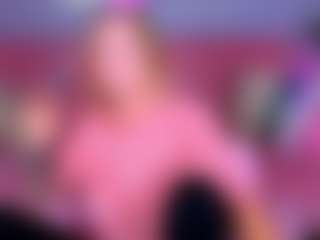 Live cam show with MIAMORRISS - Blue Eyes on liverealitysex.com