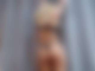 Live cam show with Curly Marshall - Blonde Hair on crypto-cams | colombia