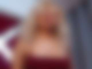 Curly Marshall's Live Sex Cam Show