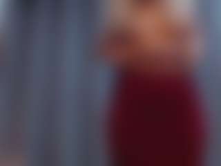 Live cam show with Curly Marshall - BBW on fuklive.com