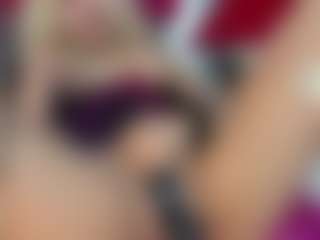 Live cam show with Curly Marshall - Deepthroat on CamSodaAdn