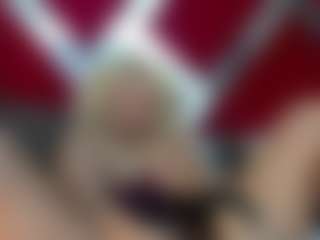 Curly Marshall's Live Sex Cam Show