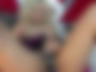 Live cam show with Curly Marshall - Natural on livesexfox.com