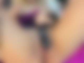 Live cam show with Curly Marshall - Blonde Hair Fetish on livesexfox.com