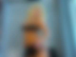 Curly Marshall's Live Sex Cam Show