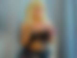 Curly Marshall's Live Sex Cam Show