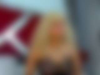 Curly Marshall's Live Sex Cam Show